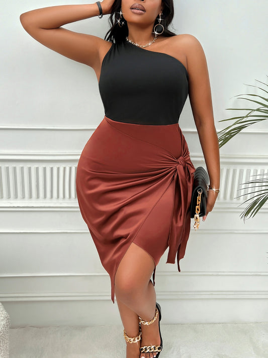 Plus Size One-Shoulder Sleeveless Tied Dress